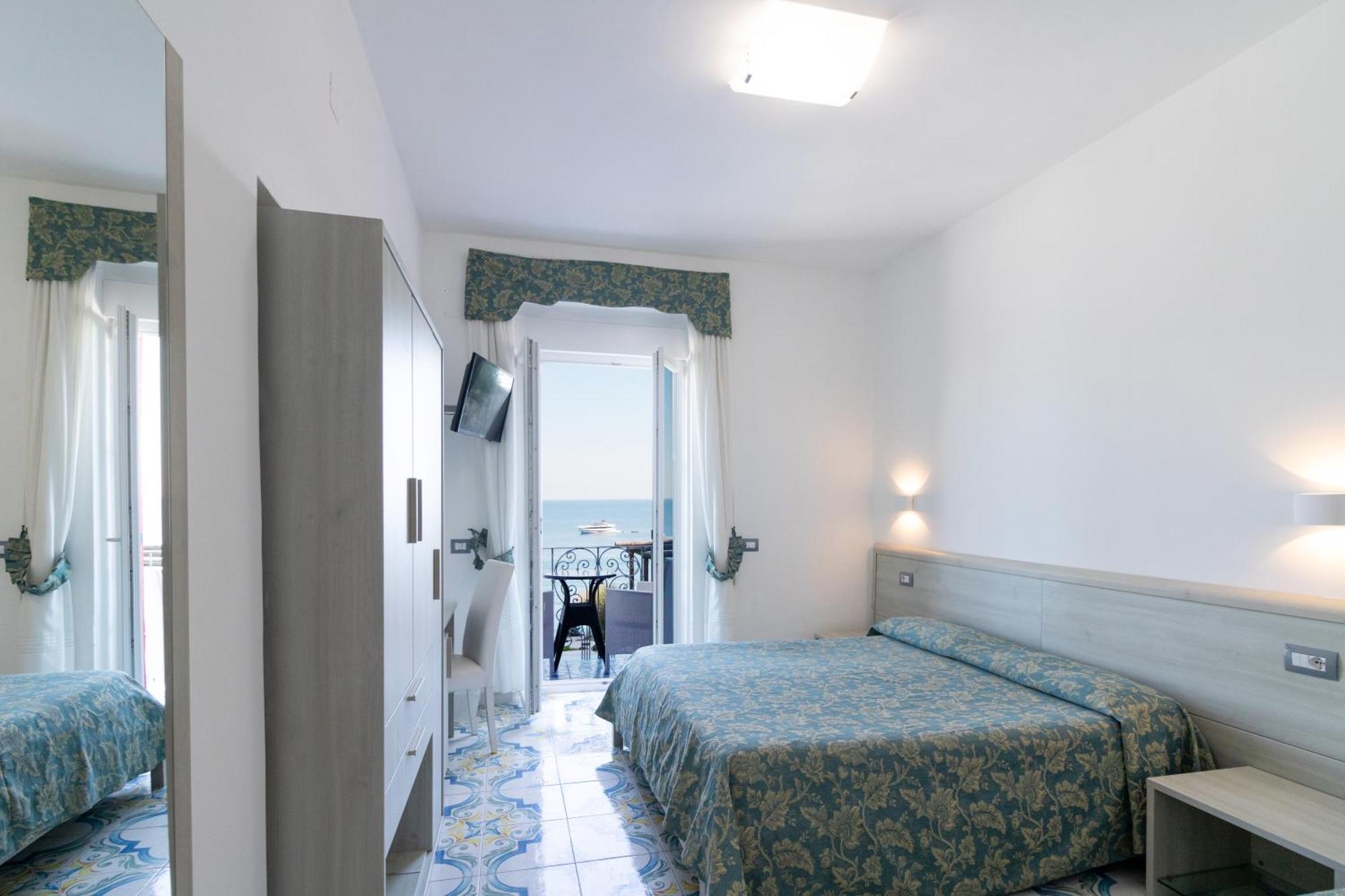 Hotel Da Maria Иския Екстериор снимка